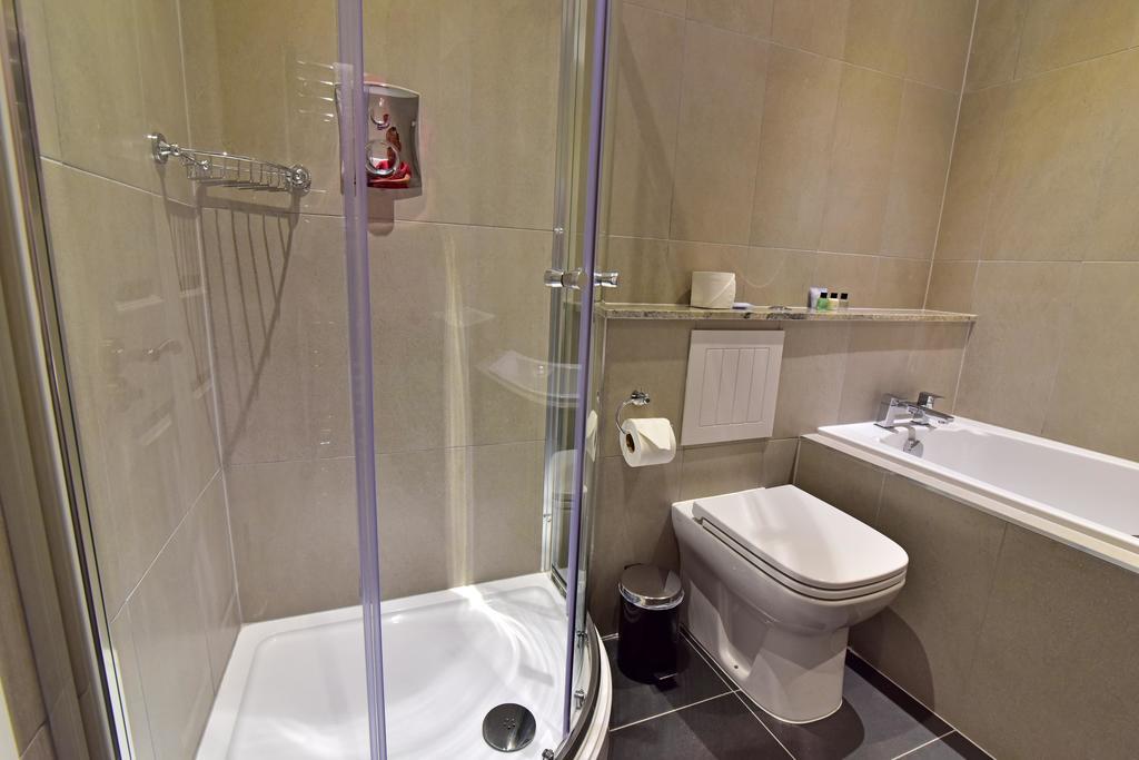 The Townhouse Aberfeldy - Rooms & Breakfast Ngoại thất bức ảnh