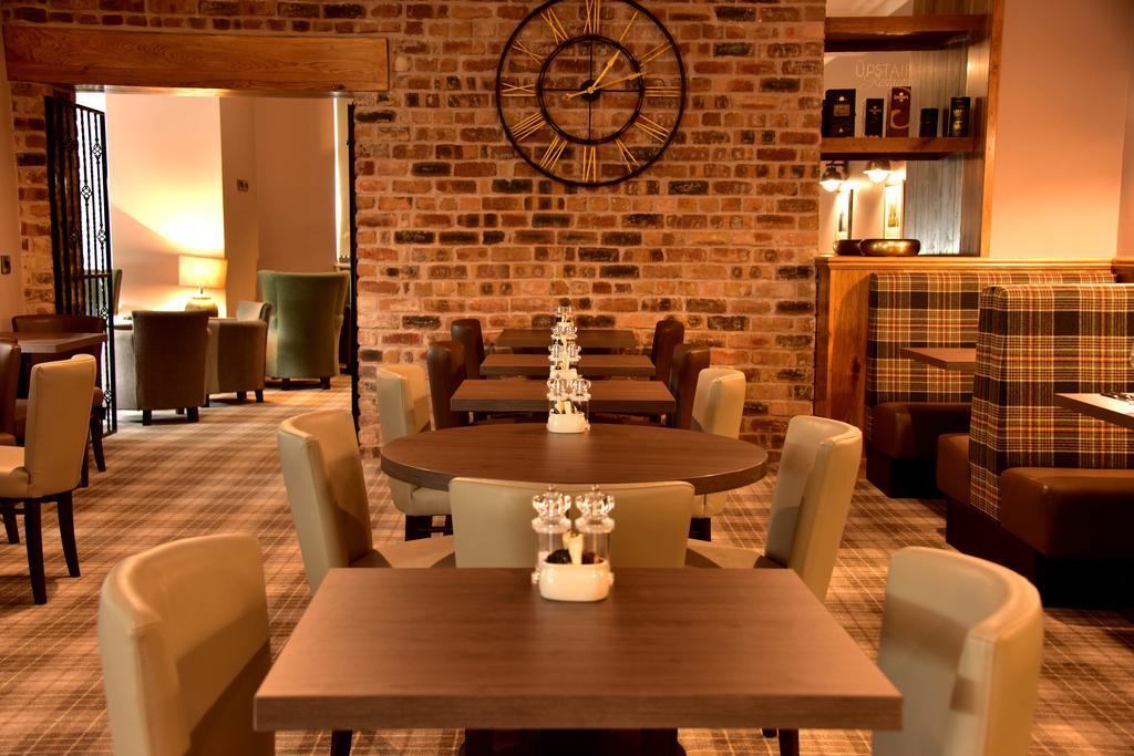 The Townhouse Aberfeldy - Rooms & Breakfast Ngoại thất bức ảnh